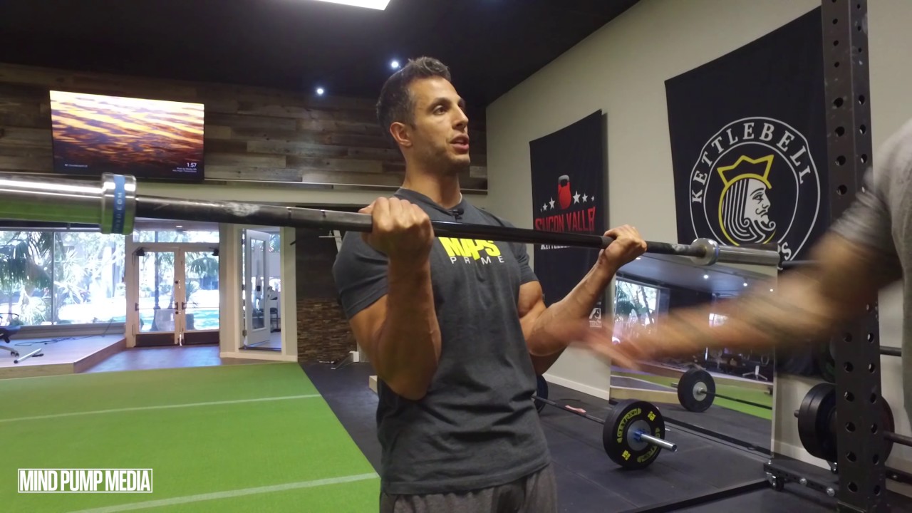 Don't Make these Bicep Curl Mistakes if You Want to Build Big Biceps