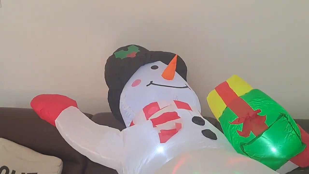 christmas snowman inflatable 4 feet tall day light