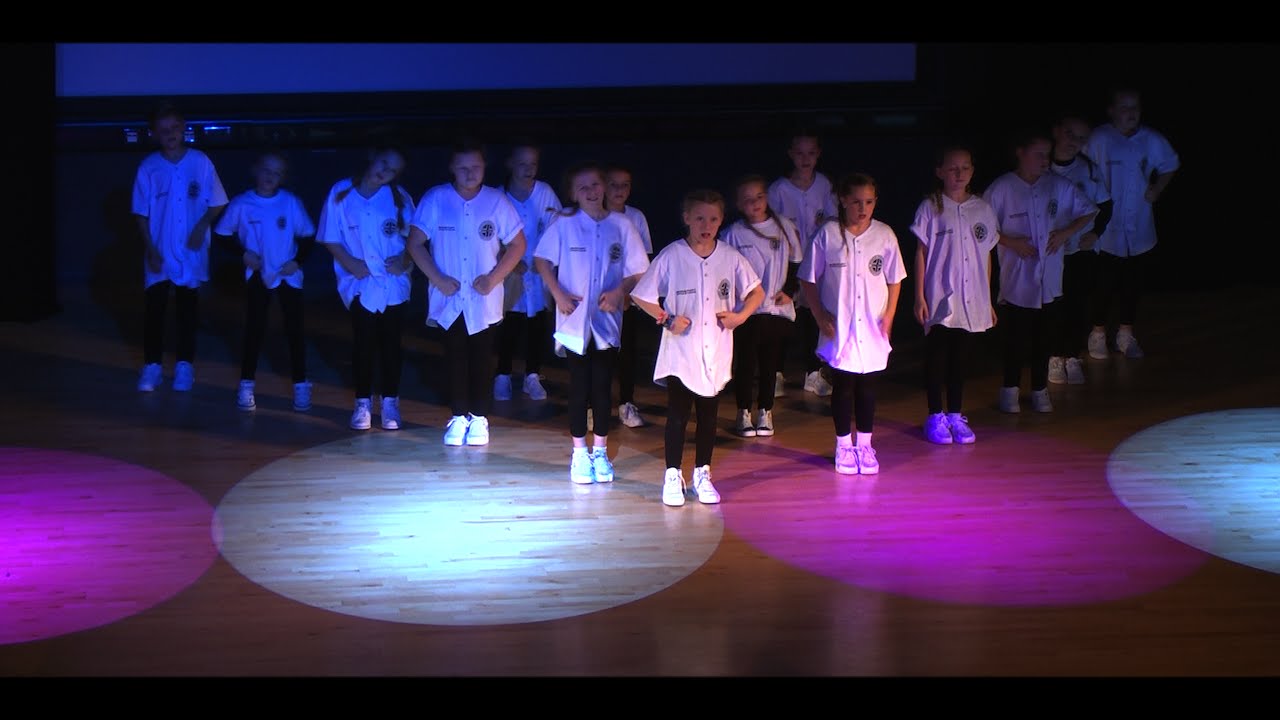 Showcase Nov 2015: ShakeThat Dance - Preview
