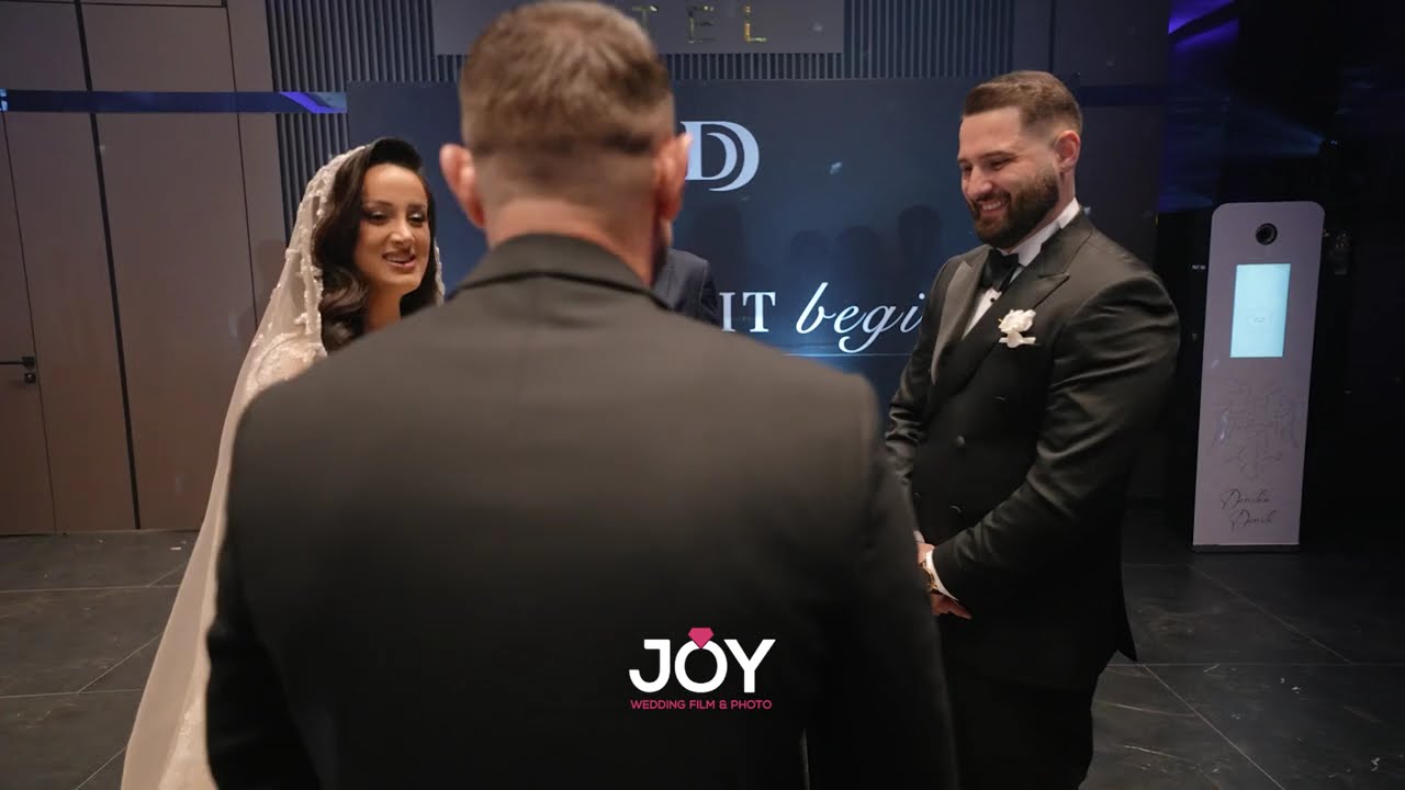 Cka tha dhendrri qe krejt mysafir&euml;t filluan t&euml; qeshin 😂😂