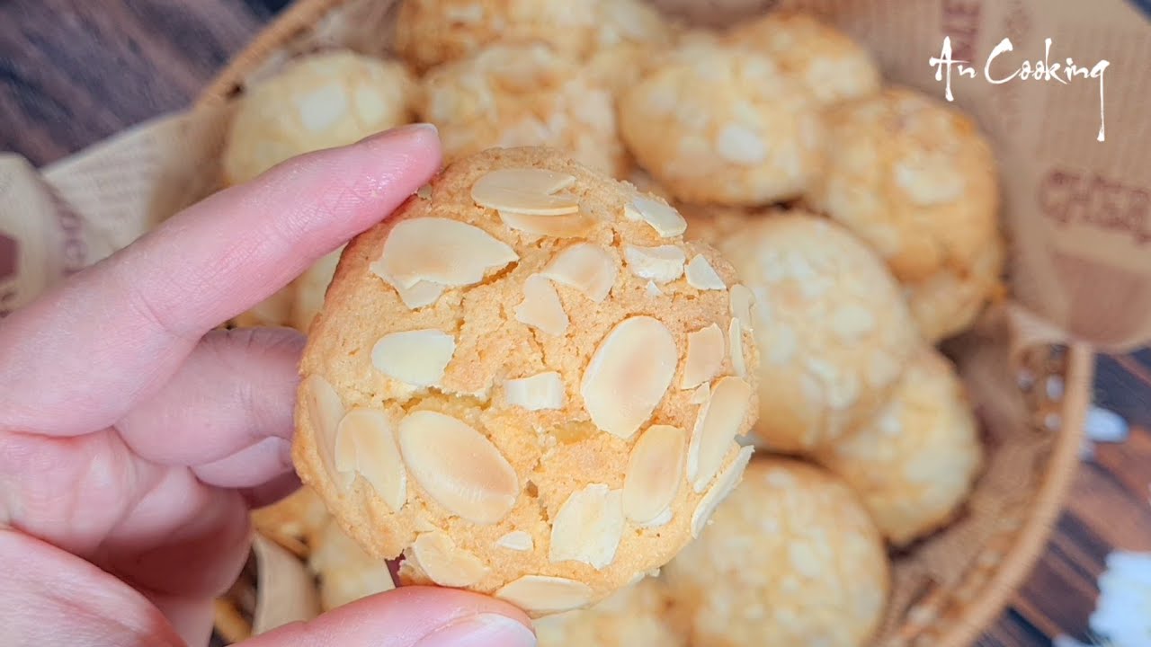 Công thức Bánh Quy Dừa Hạnh Nhân, Bạn sẽ nghiện nếu bạn thử nó, rất thơm ngon.