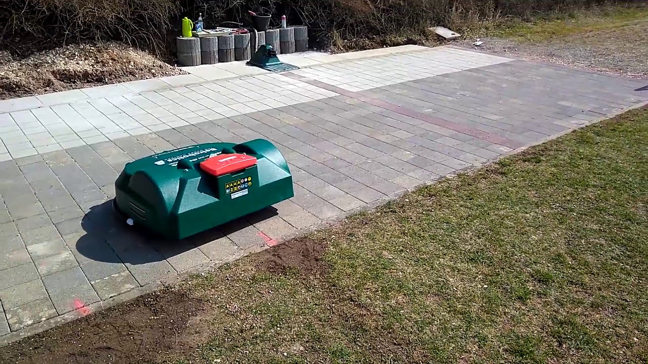 Mähroboter Belrobotics BIGMOW Connected line - RSV Heuchlingen e. V. - Mower24.de