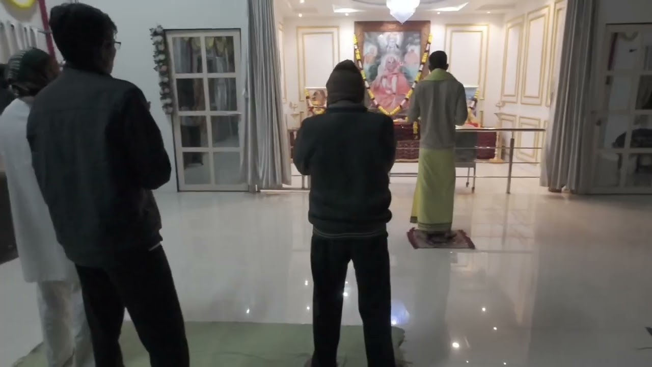 जगदगुरु नरेंद्राचार्य महाराज आश्रम ग्राम अली बुजुर्ग नर्मदा दक्षिण तट 