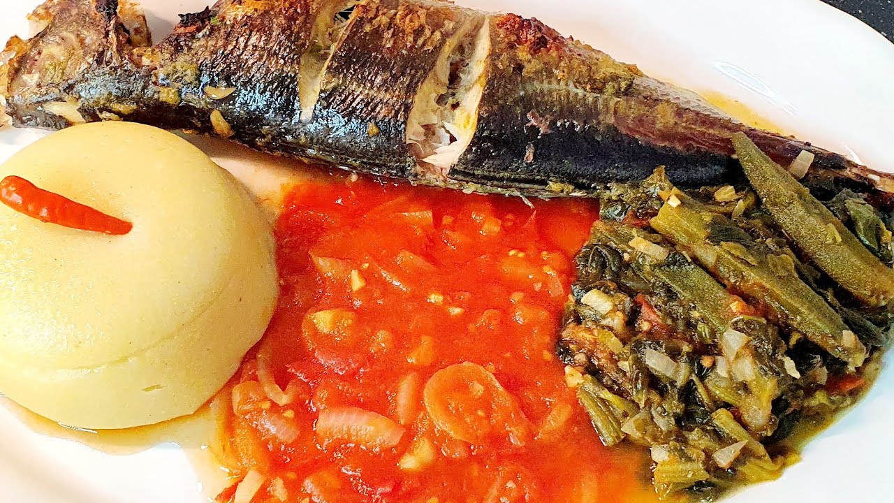 FUNGE DE MOLHO DE TOMATE, ESPINAFRE E PAIXE CARAPAU ASSADO NO FORNO A MODA DA TIA GUCCI