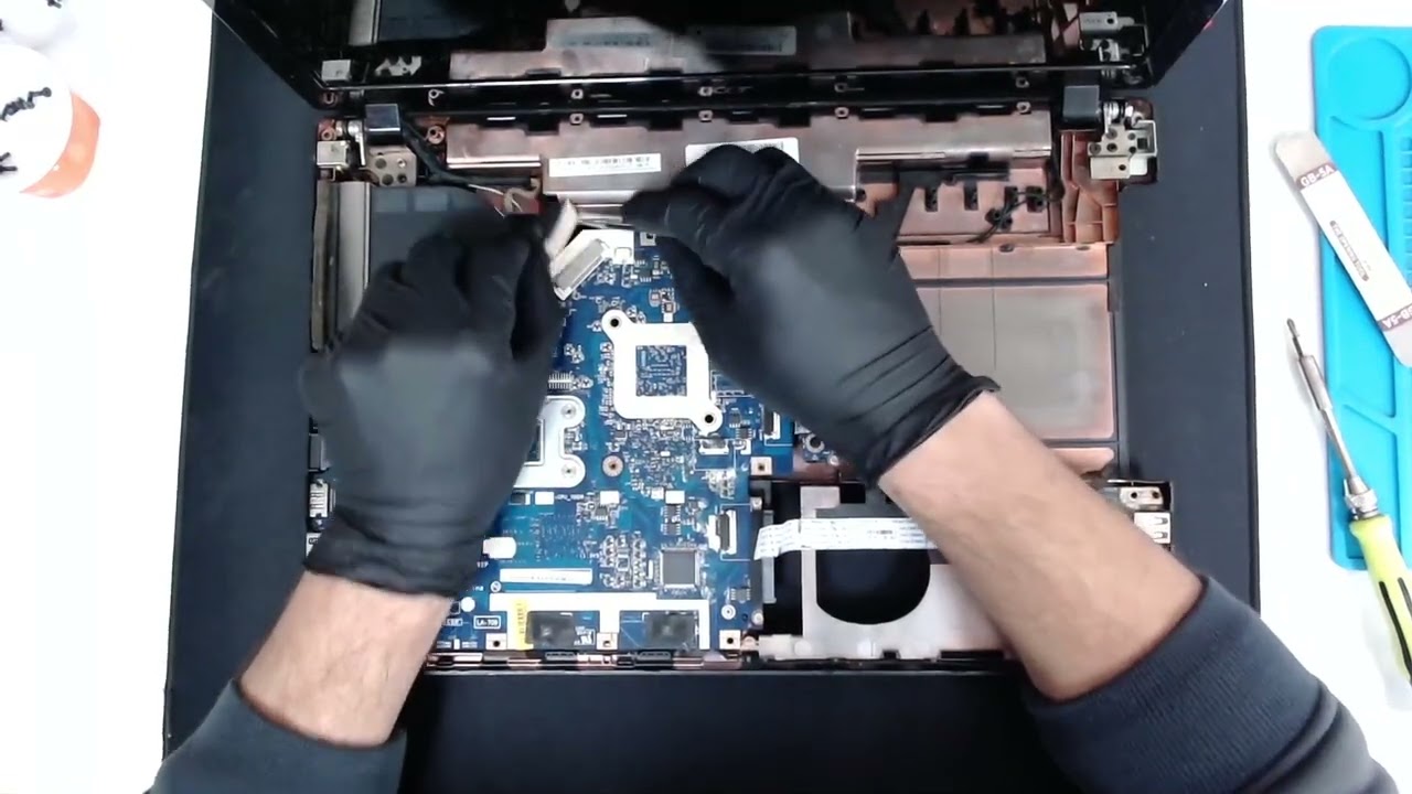 Acer Aspire 5253 Disassembly