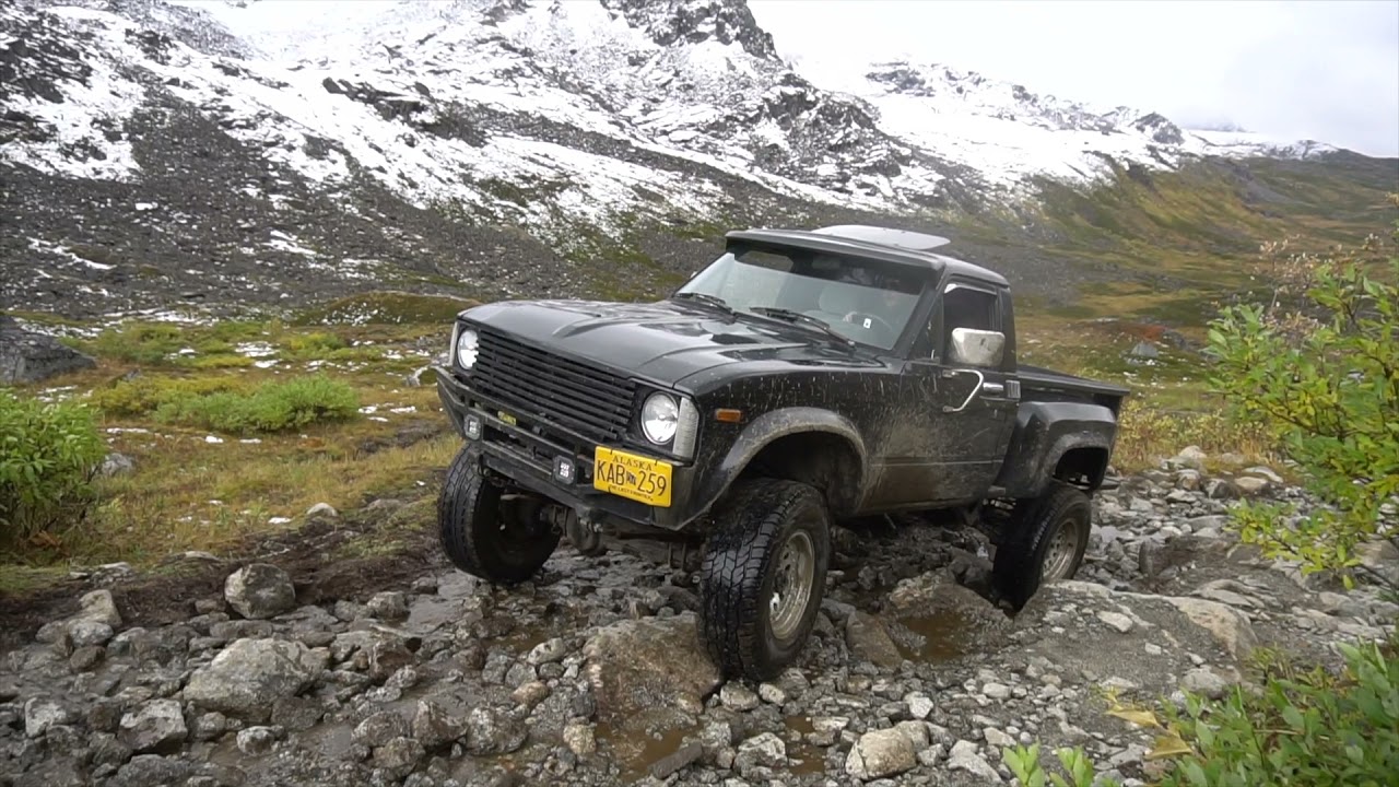 ALASKA 4X4 OFF-ROAD | ПОЛЗУНЬ ПО ГОРНЫМ СКАЛАМ, ЧТОБЫ ПОКИНУТЬ ШАХТЕРСКИЙ ЛАГЕРЬ