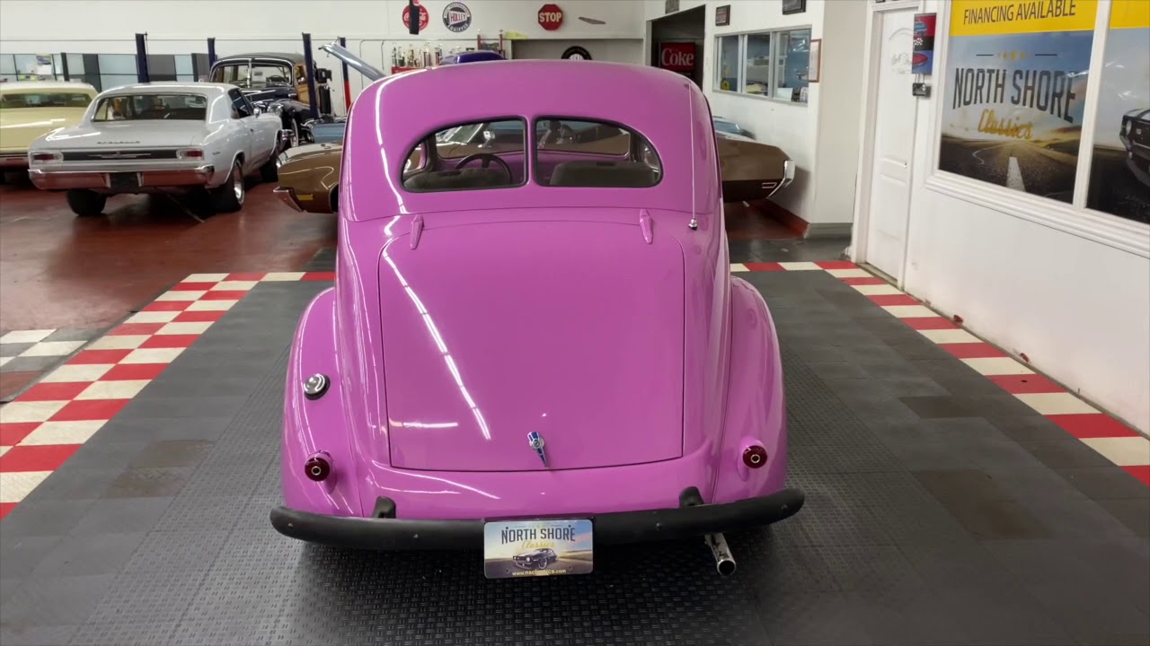 1937 Ford Tudor Sedan - OLD SCHOOL STREET ROD - FLATHEAD V8 - MANUAL TRANS -