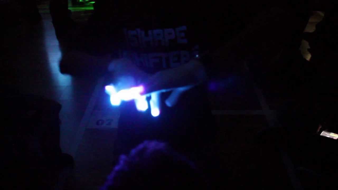 [BOSS FEB-2012] Sunny vs. Physic Top 16 [EmazingLights.com]