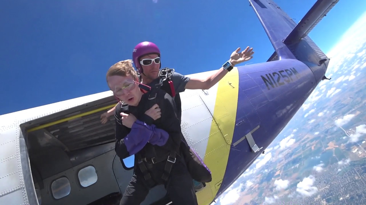 Skydiving in Colorado Mile Hi Skydive