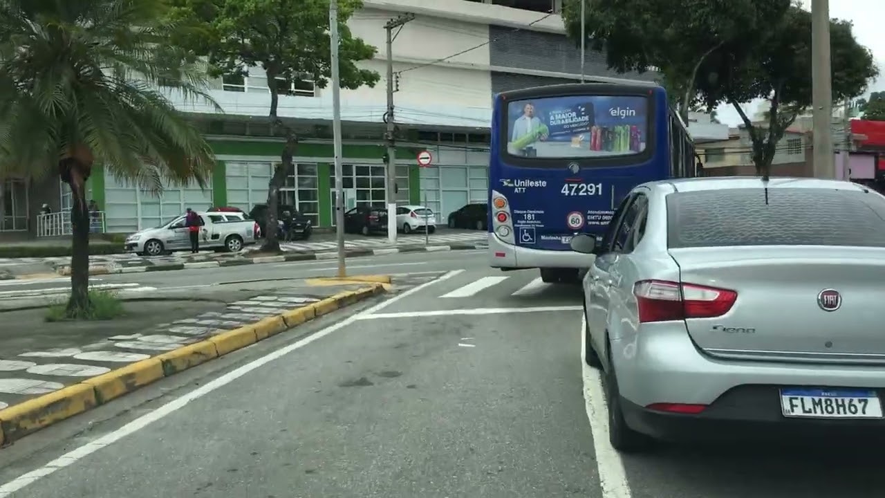 Vídeo 112 -- Acidente entre Honda Elite e Volkswagen Fox - R. Dr. Ricardo Vilela.