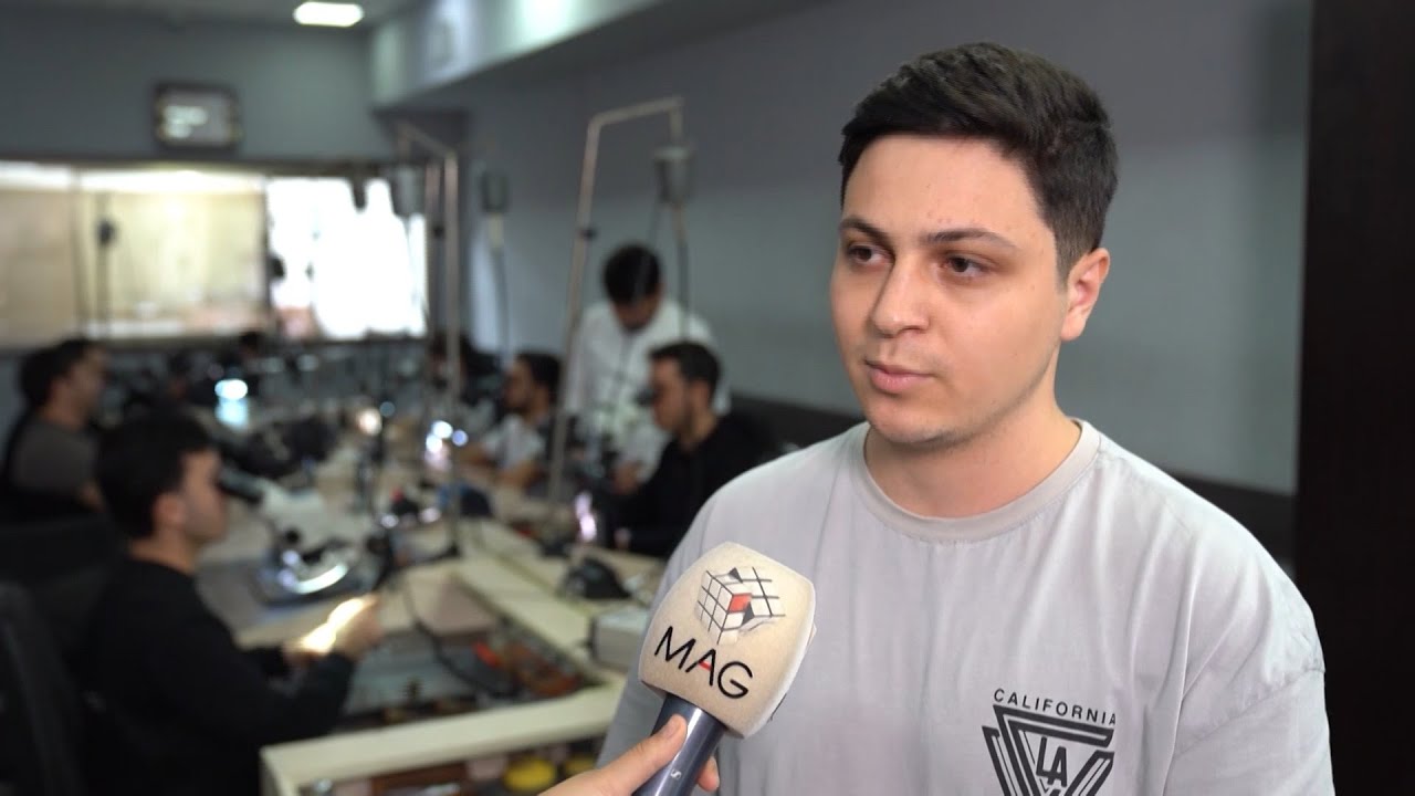 Zərgərlik sənəti insan gözəlliyinə və incəsənətə xidmət edir