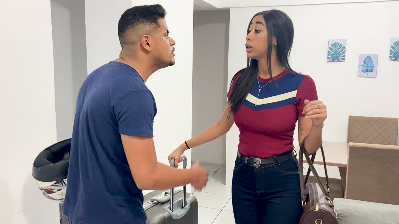 Mulher Conhece Homem Na Internet e Deixa Marido Trabalhador.