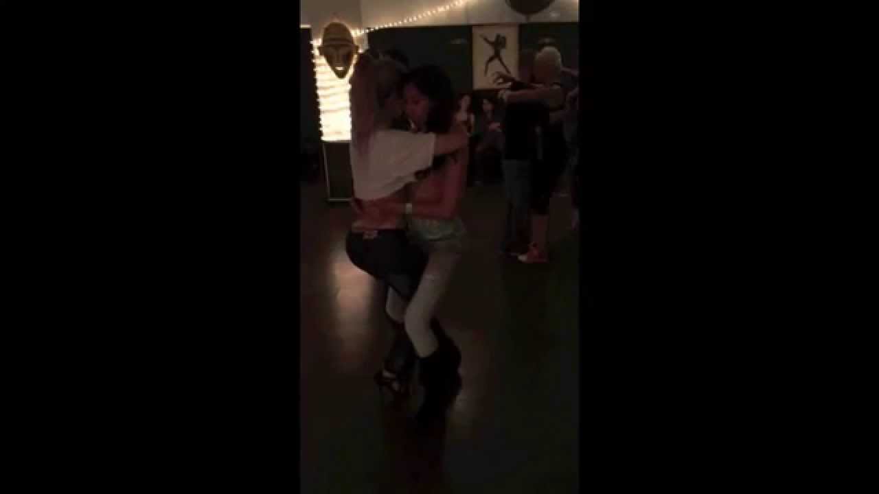 Kizomba, Tarraxa. Galitzine Litzi Leading Sara Lopez. México.