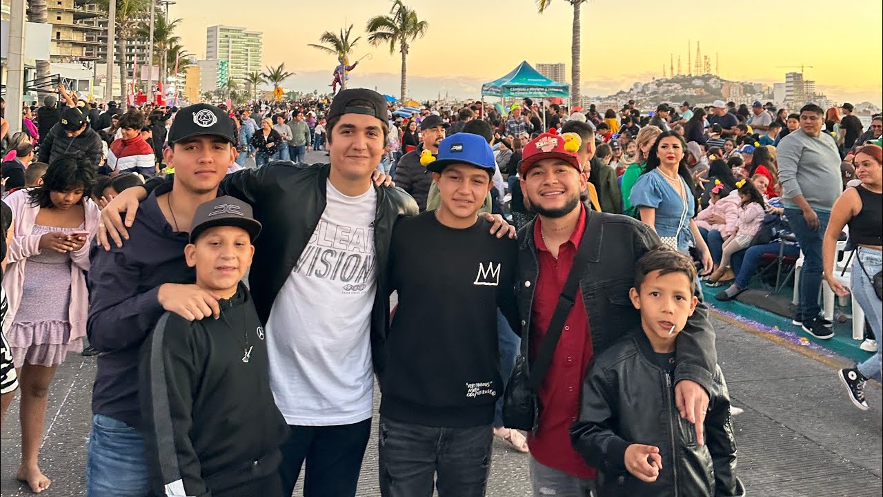 ESTO PASÓ EN EL CARNAVAL DE MAZATLÁN! 2024 CON LOS SOÑADORES / Grillo la Duda