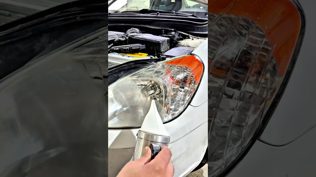 Cloudy Headlight Restored to Crystal Clear in Minutes! #headlight #cardetailing #autorepair #diy