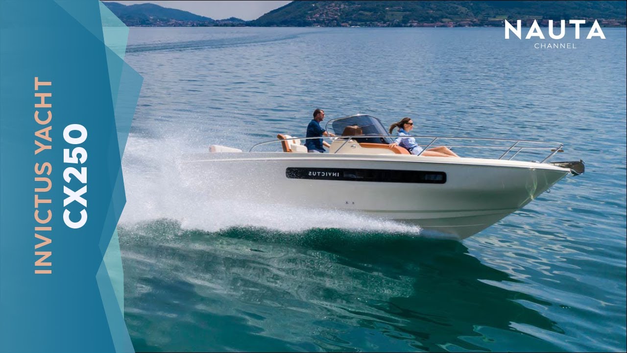 Invictus Yacht - CX250 - full exterior and cabin tour