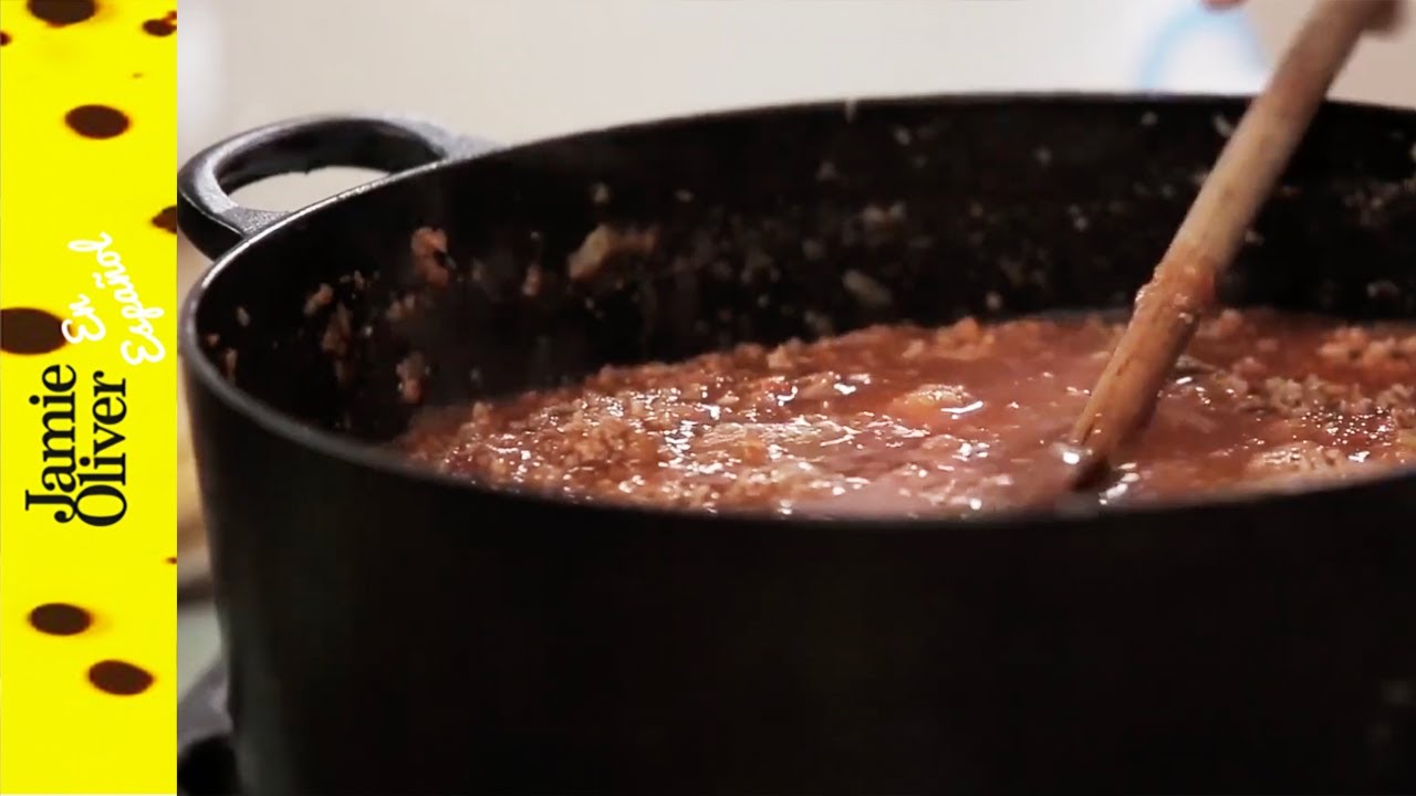 Receta fácil de boloñesa | Jamie Oliver En Español