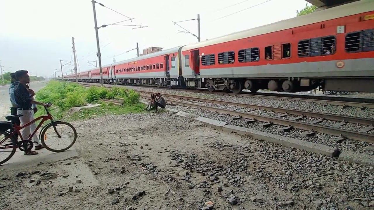12488 Anand vihar to jogbani seemanchal express shandar speed