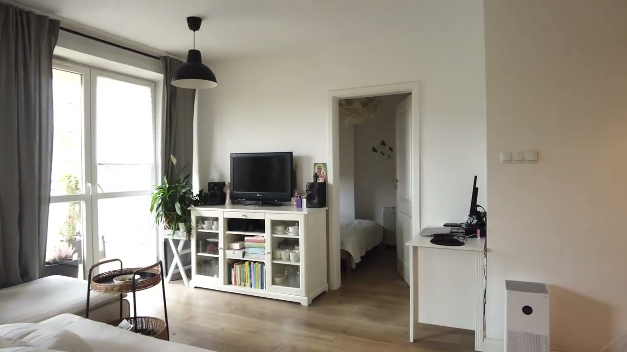 Na sprzedaż 3 pokojowe mieszkanie na Bielanach.