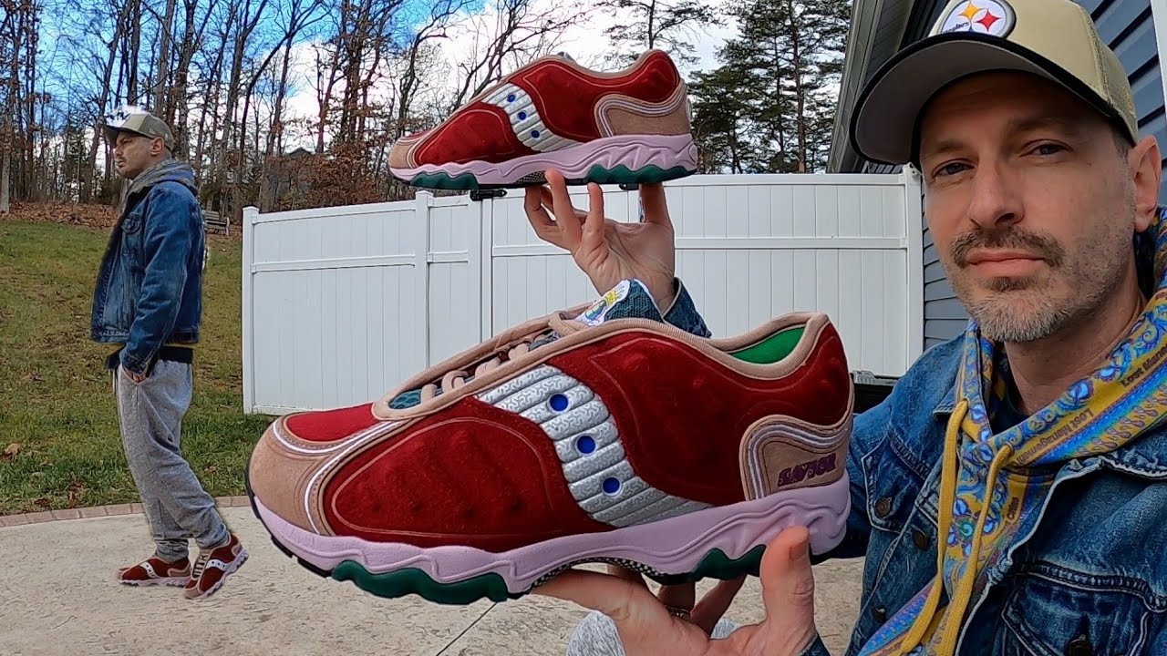 Jae Tips - Saucony Matrix - Cranberry - NO SHOES IN THE HOUSE - On Foot Look & Sizing Info