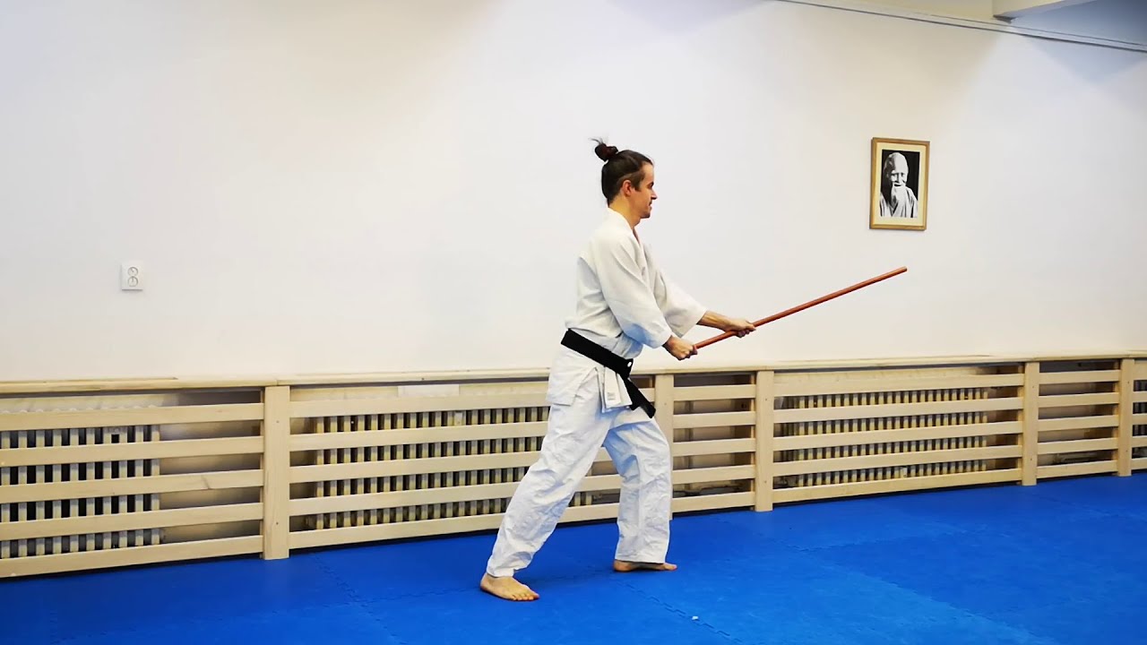 Aikido Jo (short staff) - choku tsuki & kaeshi tsuki