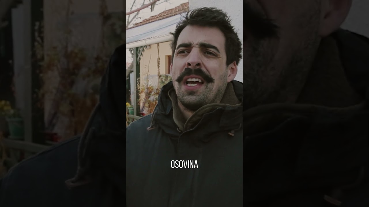 ISTI AUTO..  ZAPRATIŠ NAS!?  