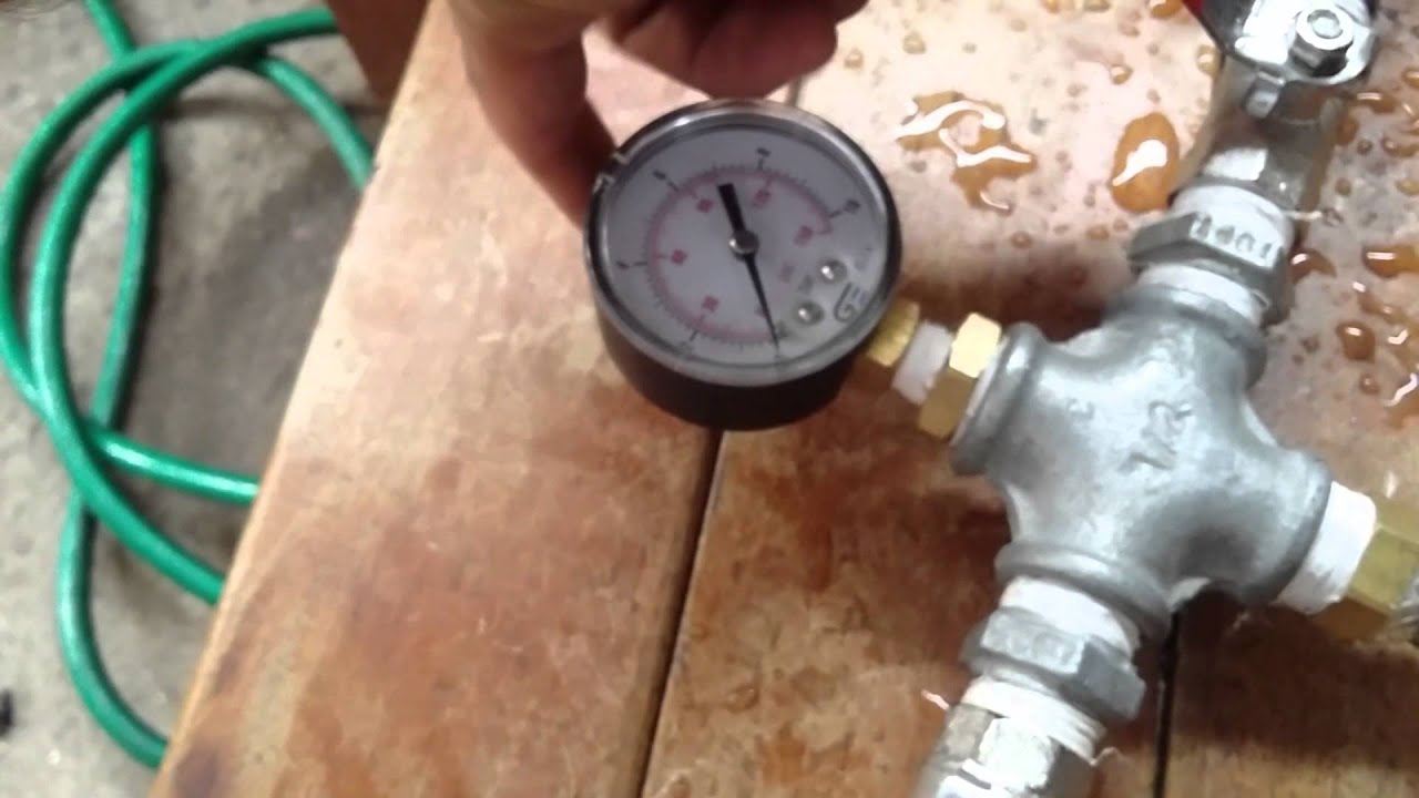 Maquina limpesa e teste de radiador.