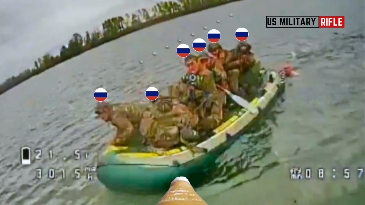 Украинские беспилотники FPV уничтожили десятки российских морских пехотинцев на лодках при перепр...