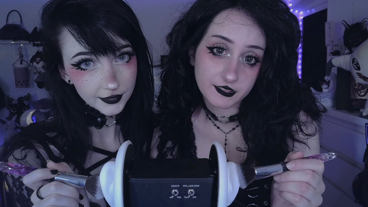 ASMR ✞ Sleepy Girls Brush your Ears with @nananightray