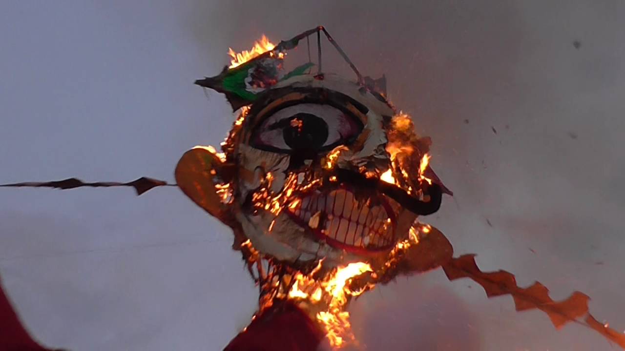 MA DURGA POOJA SAMITI DAINI CHOWK , DALSINGSARAI ,RAVAN DHAN PROGRAM.11/10/2016