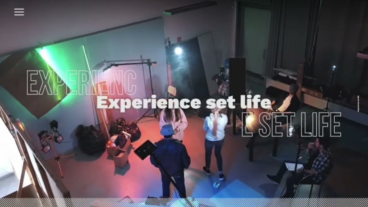The Exciting Life of a Background Actor 