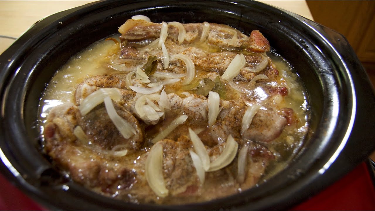 Country Ribs and Sauerkraut in Crockpot