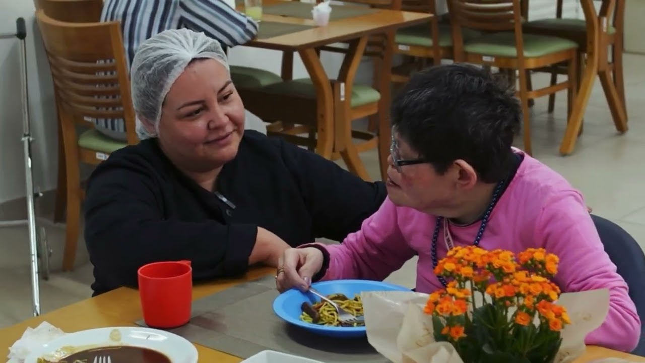 Como a Nutrição Transforma a Vida do Idoso | Prevenção, Emoção e Cuidado no Sakura Home