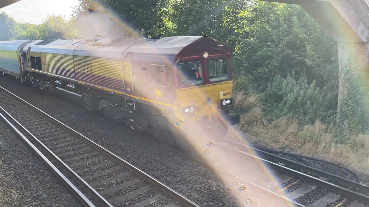 Class 66 | 66092 | DB Cargo UK - EWS Livery