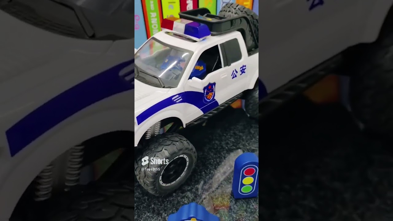 Xe &ocirc; t&ocirc; đồ chơi cảnh s&aacute;t | Police toy car #shorts #police