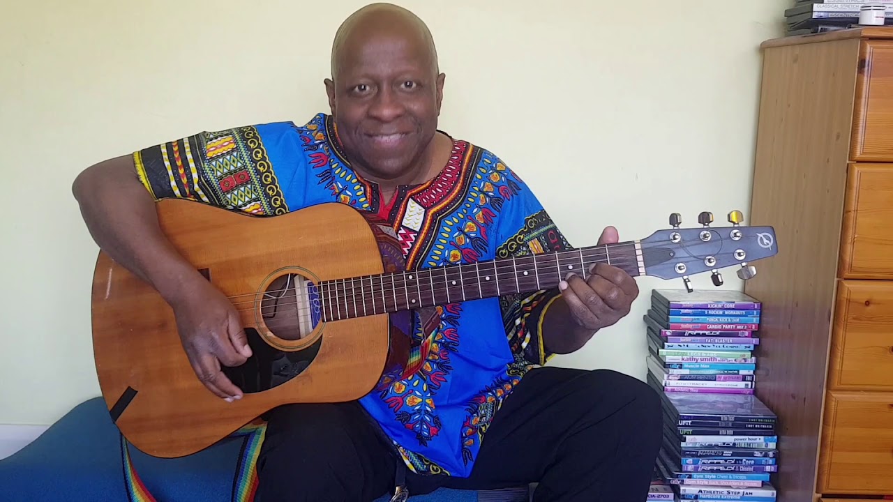Dave Benson Phillips sings The DINGLE DANGLE SCARECROW (Sing With Me DBP)