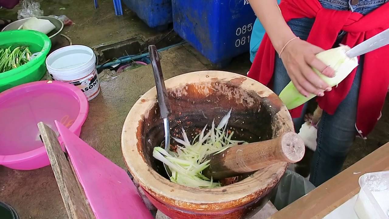 Thai Green Papaya Salad – Best Thailand Papaya Salad - Thai Street Food