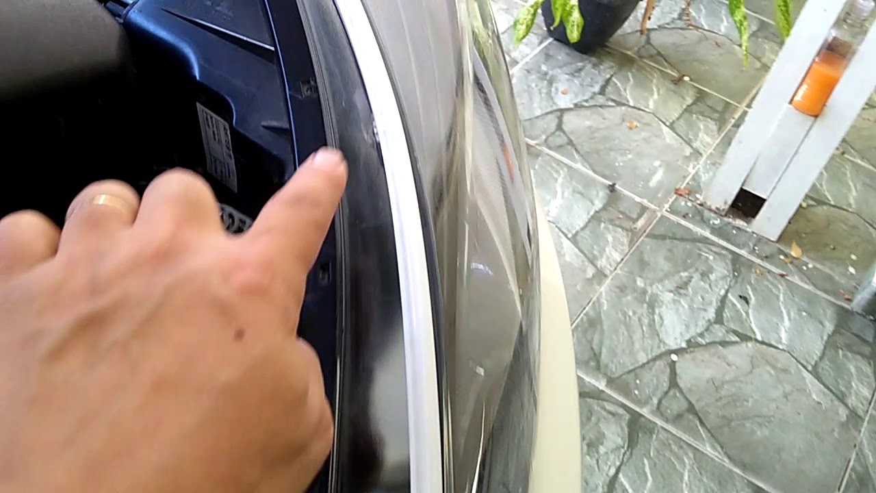 instalação de fita de LED no farol do HB20.