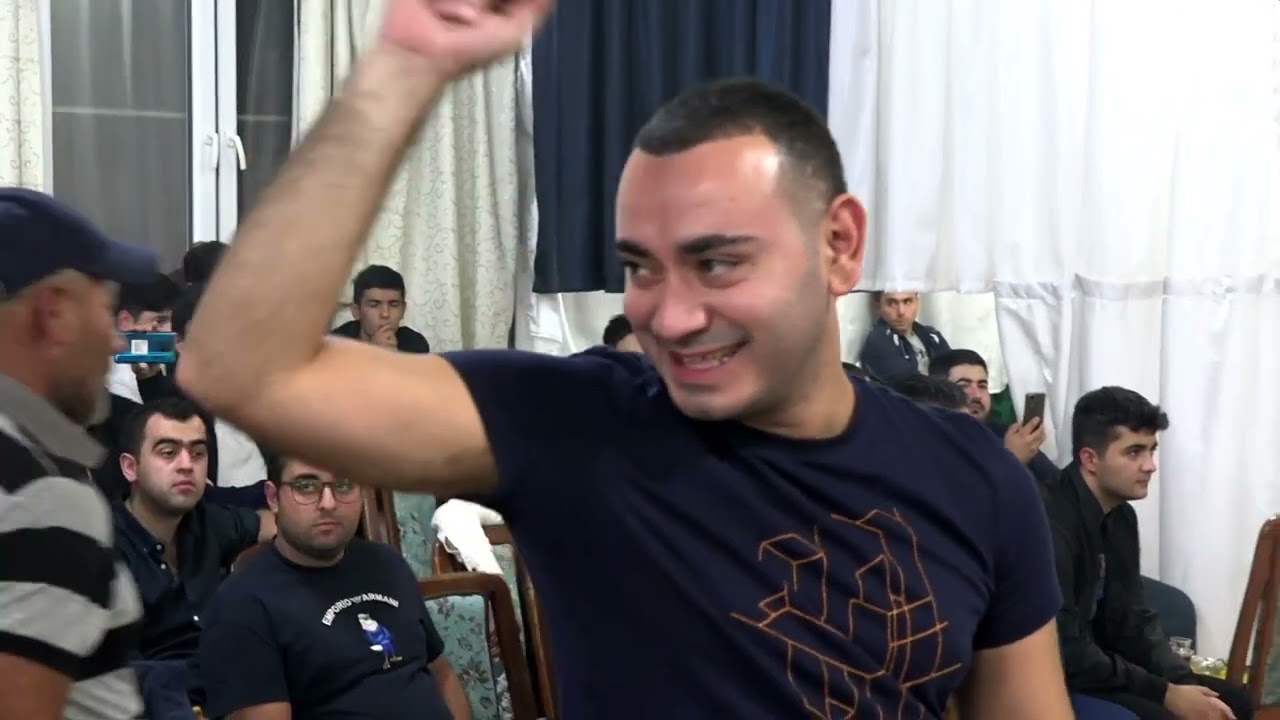 Qara qoyub avarə məni