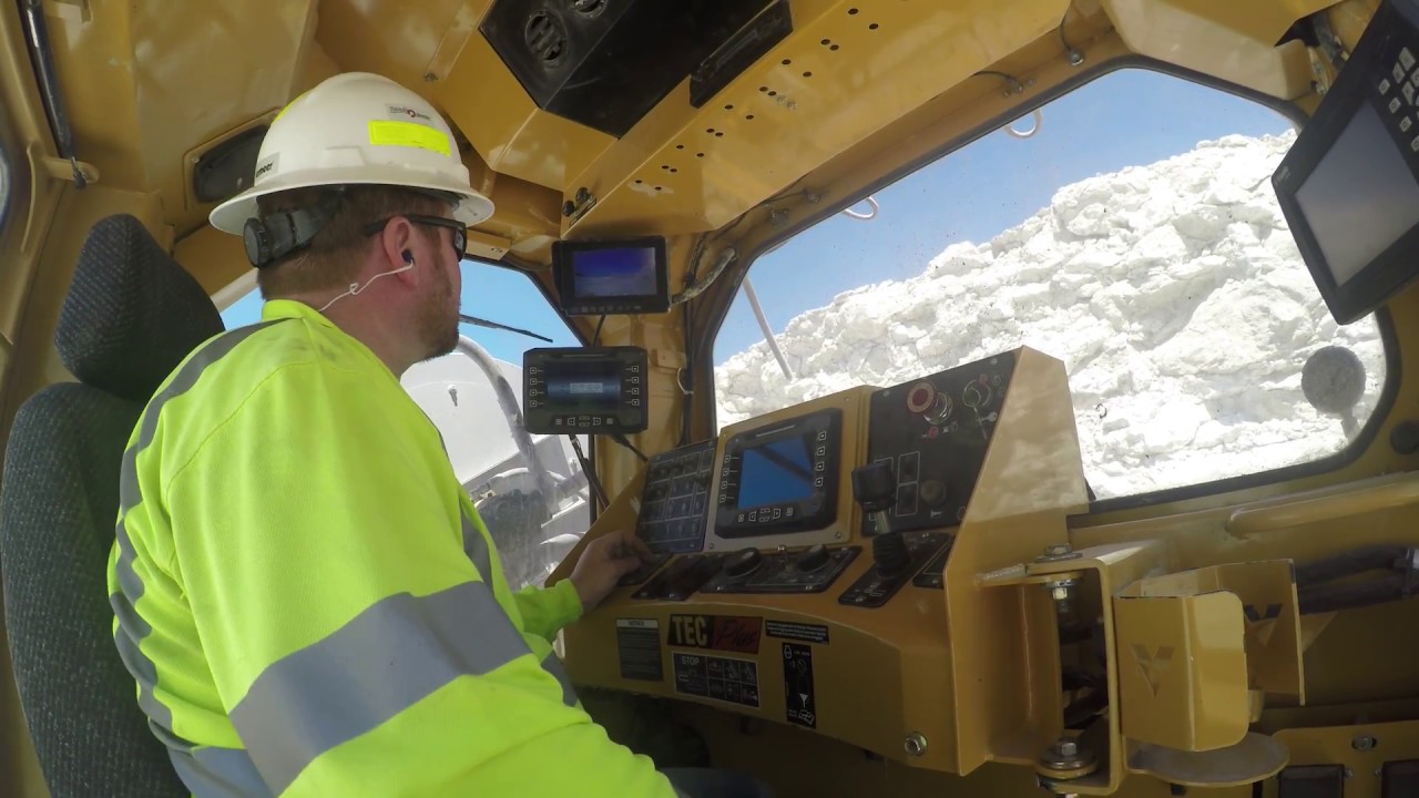 T1255III Single-Sided Direct Drive Terrain Leveler SEM - Video Five