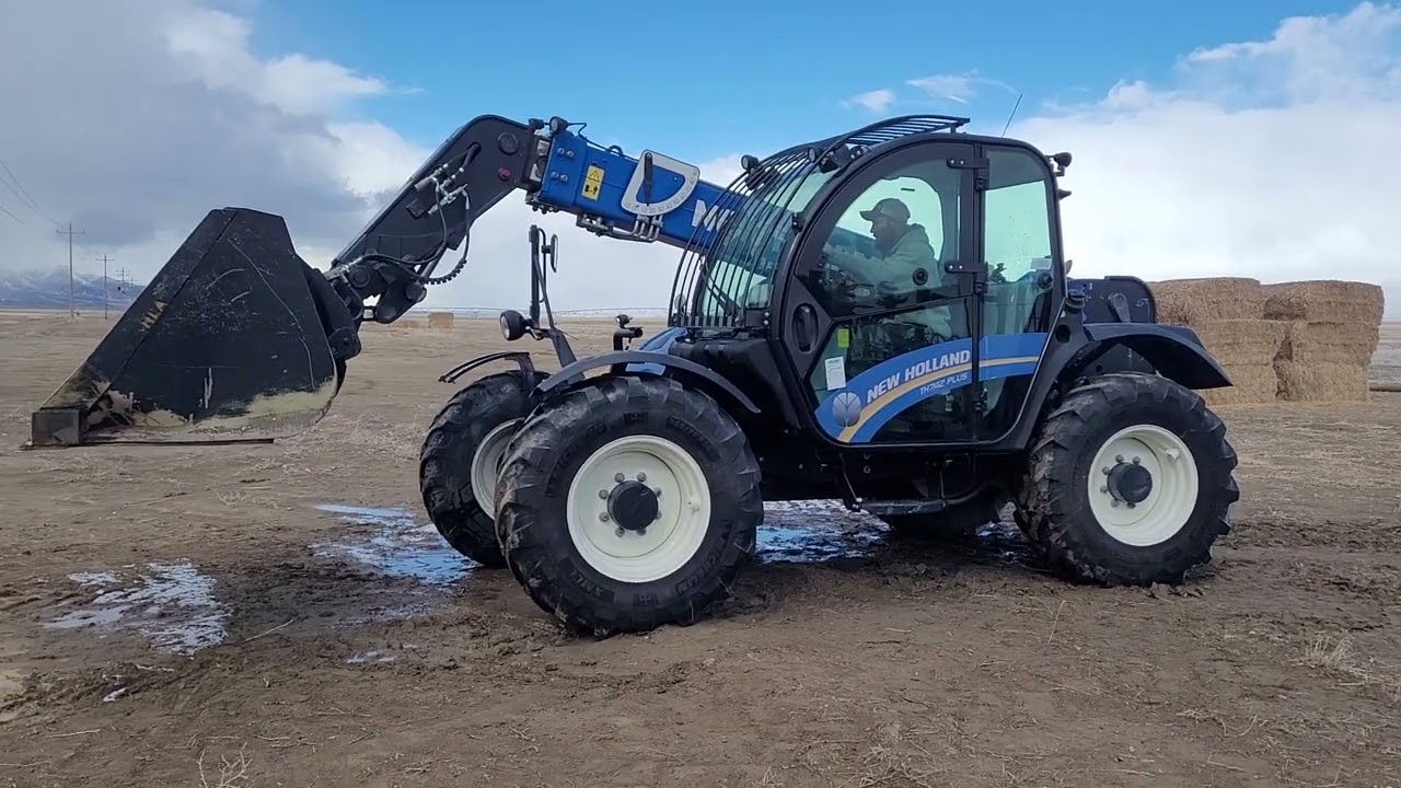 New Holland 4x4 TH7.42 Plus Telehandler