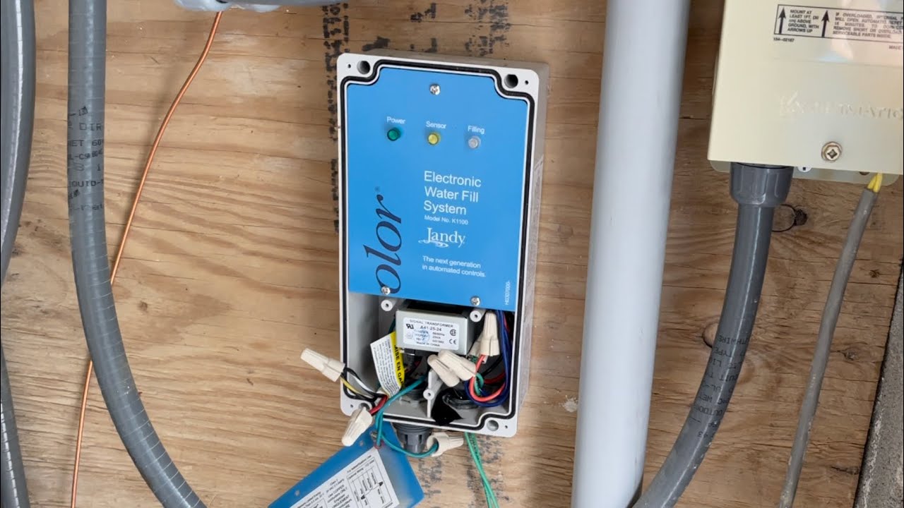 Episode 201: Pool Project - Hooking up a Jandy Levolor automatic water fill system!
