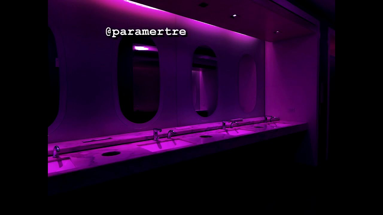 xir sallan ama bir partide tuvalettesinn