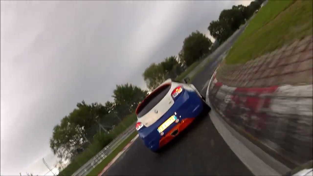 Gute alte Zeiten. Die SV 650 auf der Nordschleife.