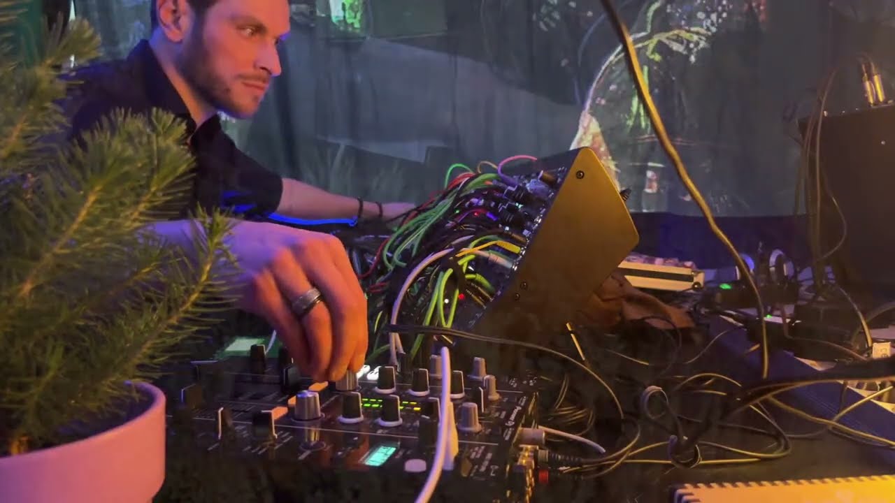 #eurorack Ambient live Performance — at From A to Zen (Zeeplab)