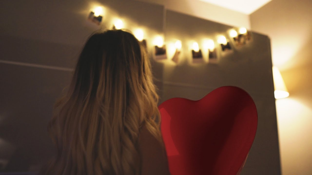 SORPRESA alla mia RAGAZZA per il suo compleanno !! *ha pianto*😍