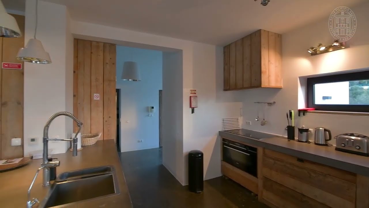 Contemporary 4 bedroom villa on the banks of the Arade River | Silves