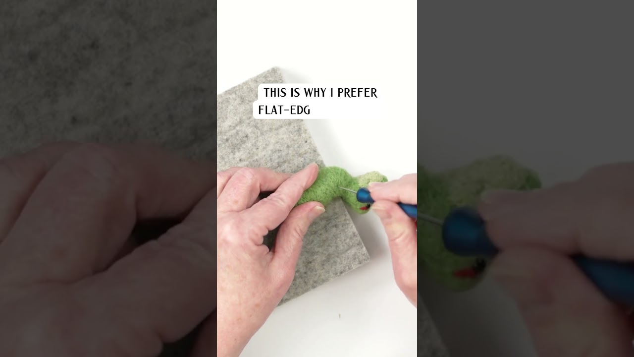 Straight edges on wool felting pads make sculpting so much easier. #needlefelting #feltingtips