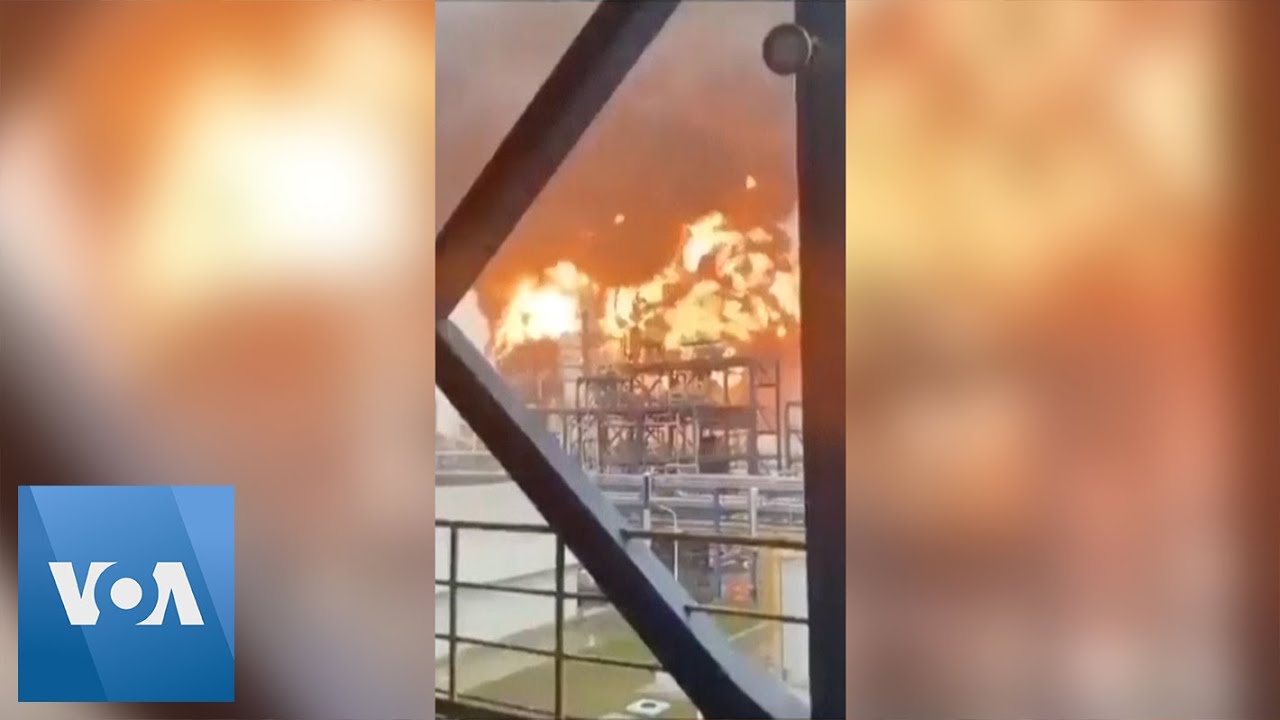 Large Fire Rips Through Oil Refinery in Kuwait