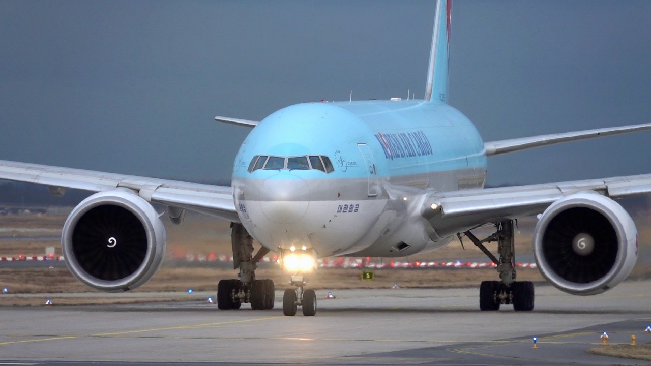 🎶GE90 Power 2x B777F Intersection Takeoff in Frankfurt ✈️🔥 | Planespotting FRA
